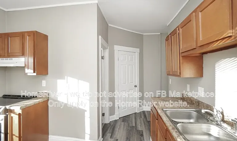 5121 Silver St — Photo 4