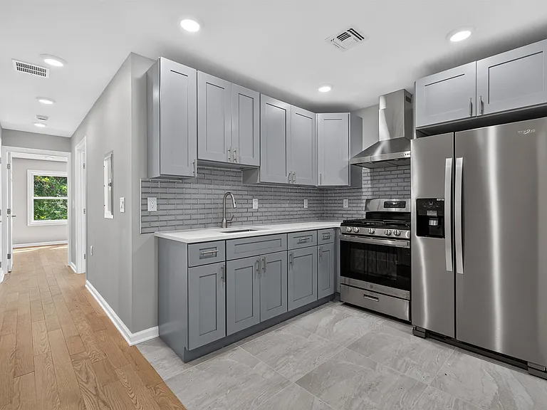 74 W 52nd St #2 — Photo 6