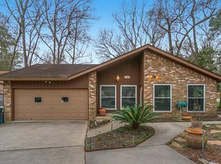 107 Velda Rose Ln, Conroe, TX 77304