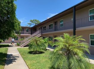 2025 Cass Way APT 19, Sarasota, FL 34231