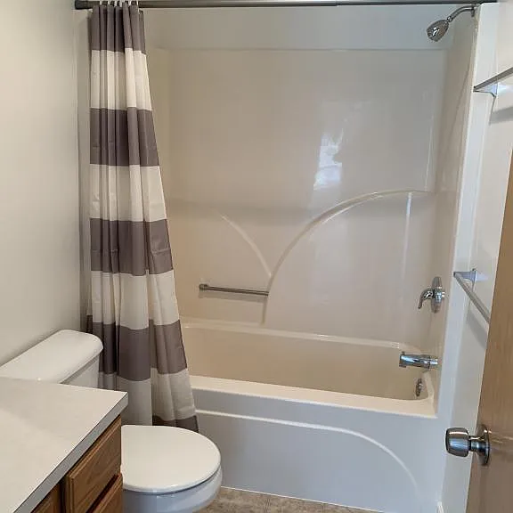 231 NW 3rd St #3 — Photo 5