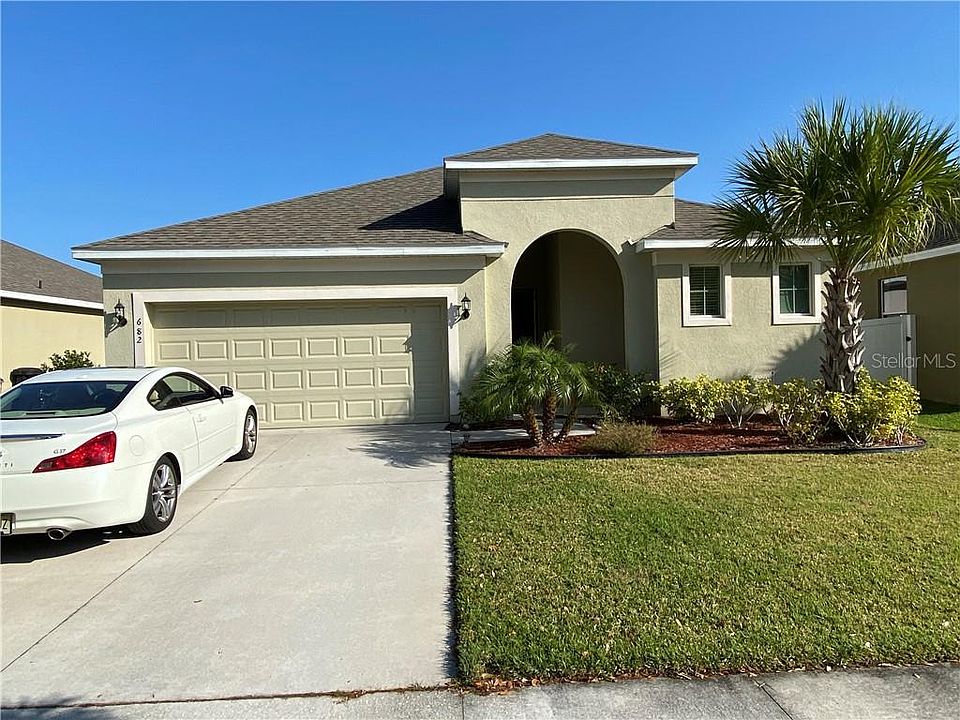 1st image of 682 Star Magnolia Dr
