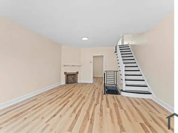 1901A W 72nd Ave, Philadelphia, PA 19138