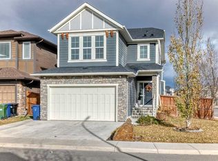 98 Legacy Ln SE, Calgary, AB T2X 1Y7