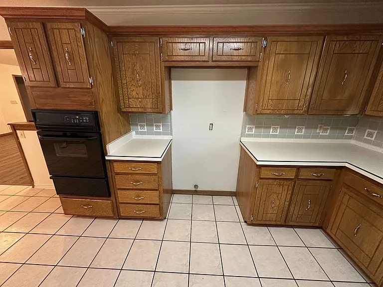 7503 Elmhurst Dr — Photo 12