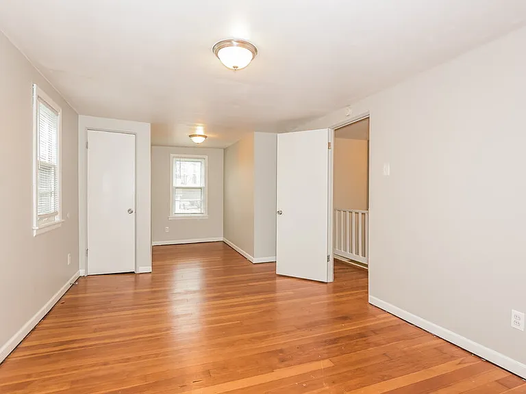 765 Boone St — Photo 11