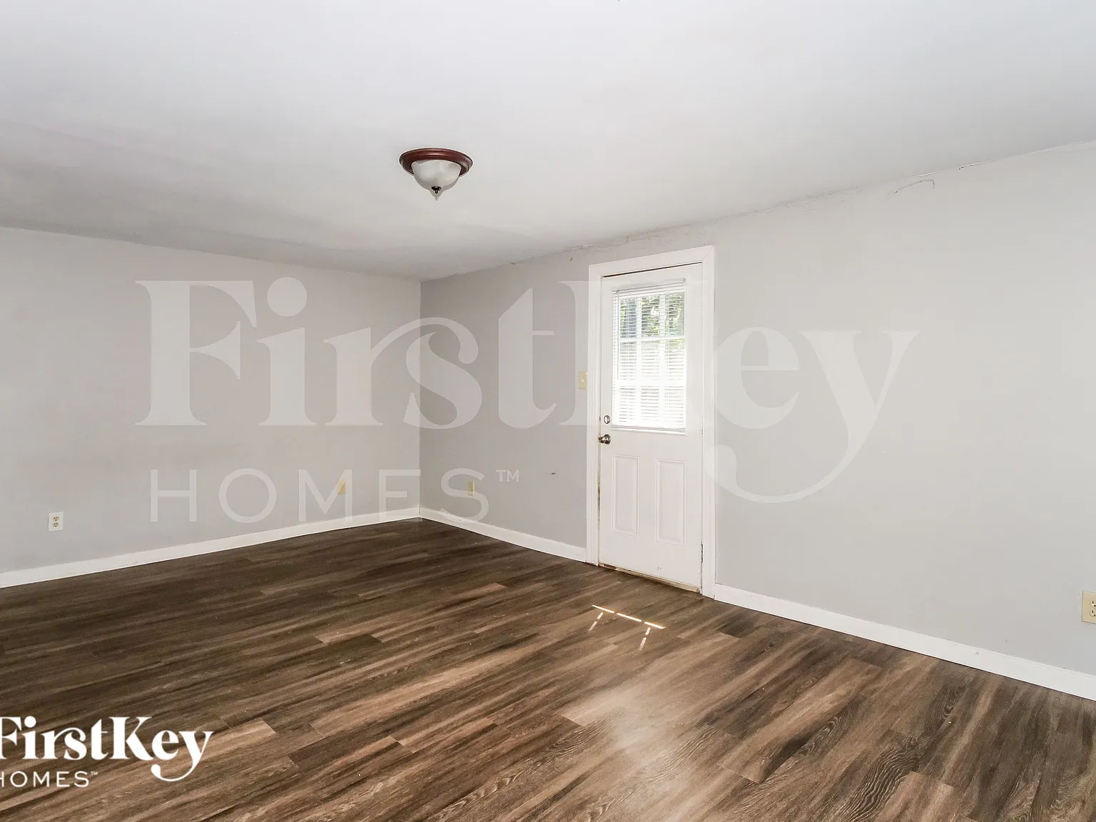 3 bed, 1.5 bath, 1893 sqft, $1,675 — Photo 4