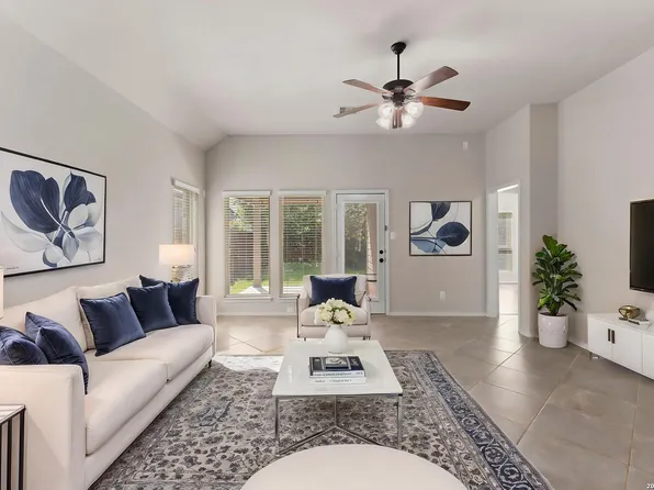 8729 White Crown, San Antonio, TX 78254