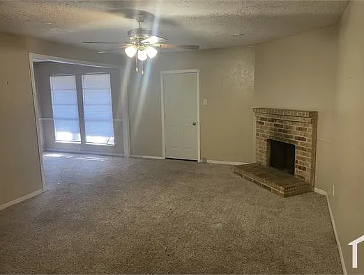 2 bed, 1100 sqft, $1,349 — Photo 2