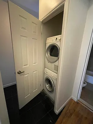 Rented by Eric Goodman Realty Corp | media 20