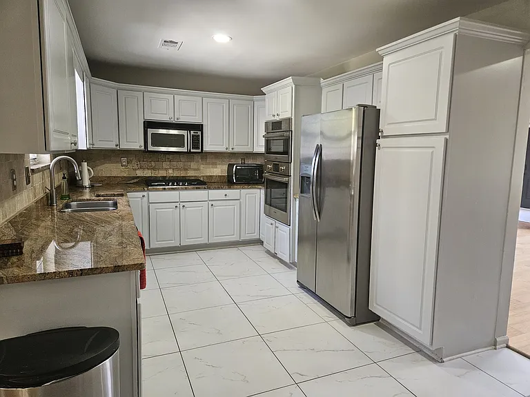 6458 Berryside Dr — Photo 4
