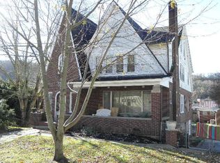 654 Ritter Dr, Beaver, WV 25813