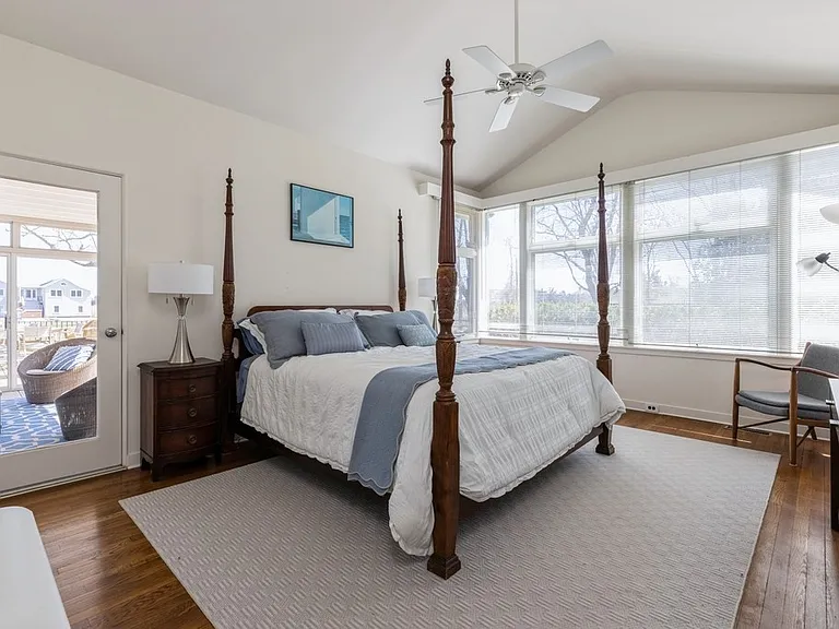 29 Alden Ln — Photo 10
