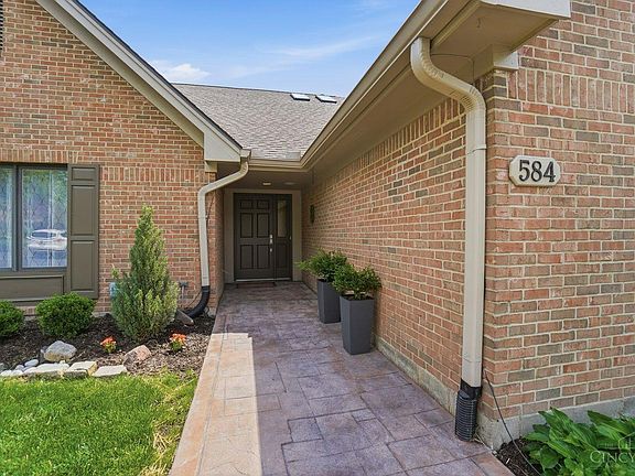 5th image of 584 Cottingwood Ct