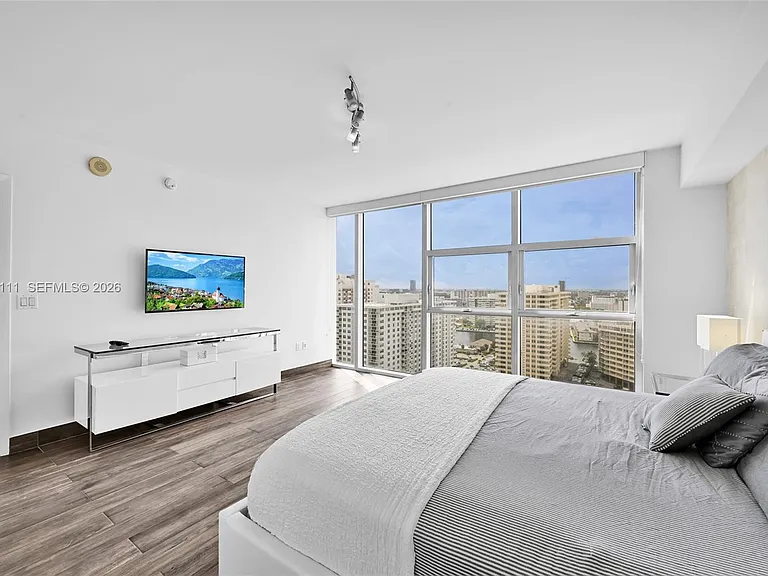 1830 S Ocean Dr #1907 — Photo 10