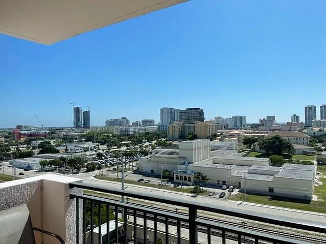 616 Clearwater Park Rd #1207 — Photo 7