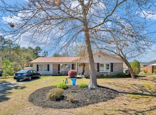 6435 Freeport Rd, Fayetteville, NC 28303