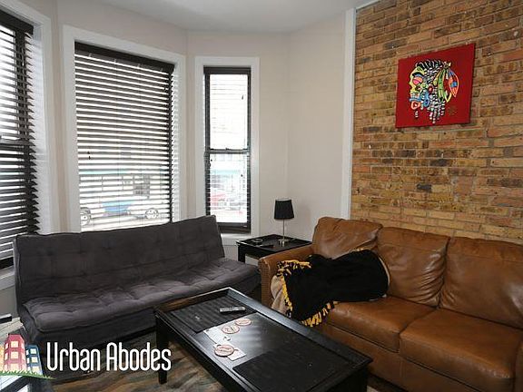 4th image of 1218 W Diversey Pkwy #South1