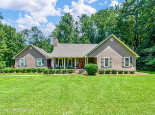 104 Warrior Rd, Alexander City, AL 35010