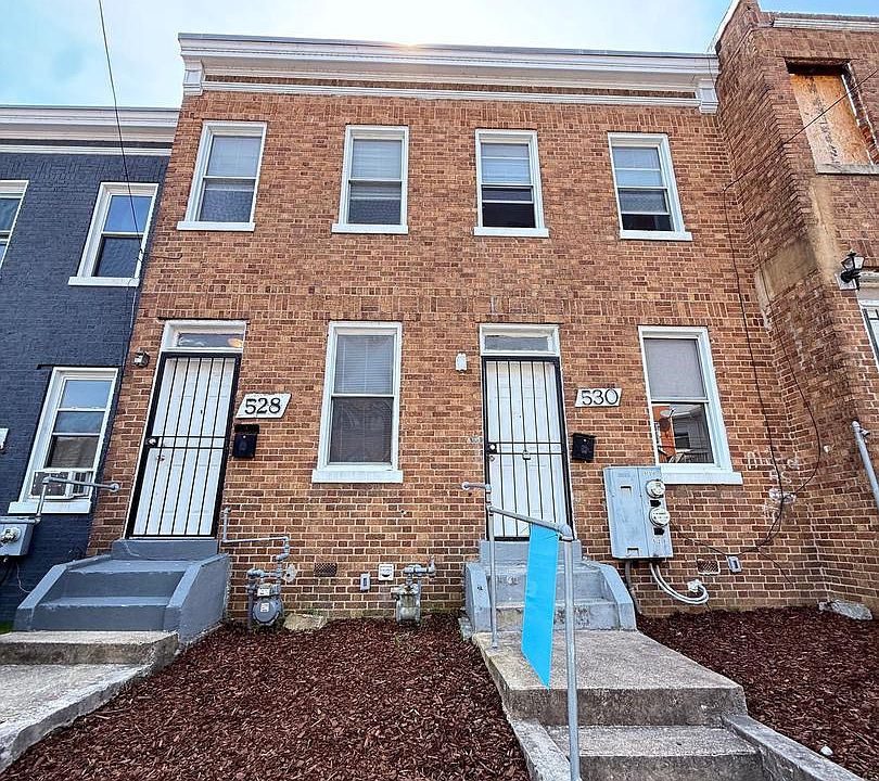 1st image of 528 Hobart Pl NW