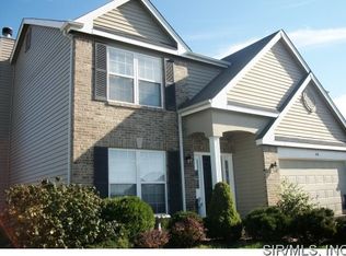 1748 Ambrose Terrace Dr, Swansea, IL