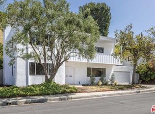 2968 Dona Susana Dr, Studio City, CA 91604