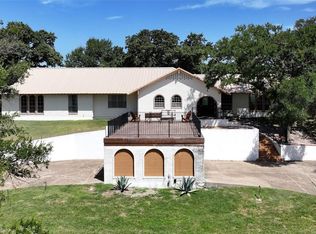 8101 Forest Ridge Dr, Woodway, TX 76712