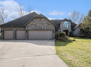 54175 Echo Ln, Bristol, IN 46507