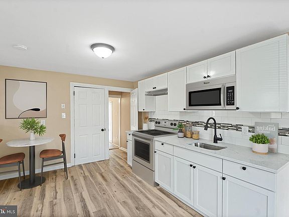 4th image of 50 Pine St