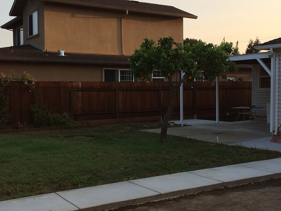 1st image of 453 N 20th St
