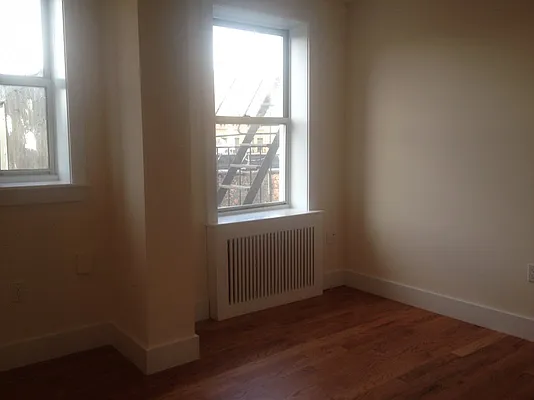 Rented by Bohemia Realty Group | media 2