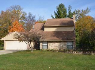 6028 Quaker Hill Dr, West Bloomfield, MI 48322