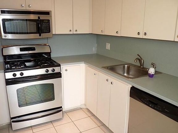 5th image of 2236 White Pine Cir APT D