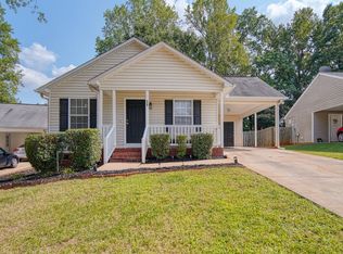 938 E Emerald Springs Dr, Boiling Springs, SC 29316