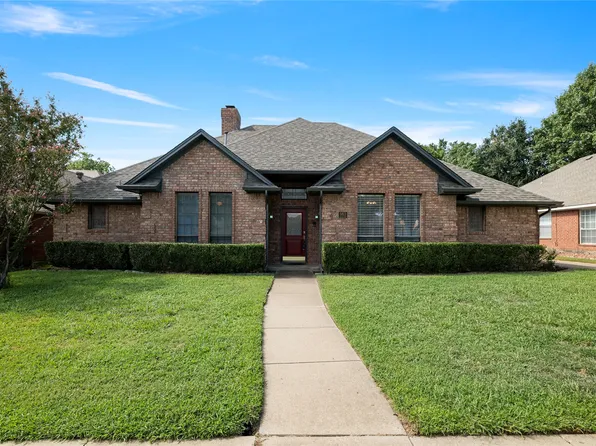 563 Clayton St, Grand Prairie, TX 75052
