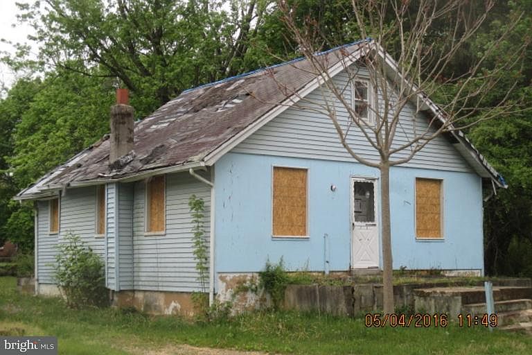 2nd image of 104 New Jersey Ave