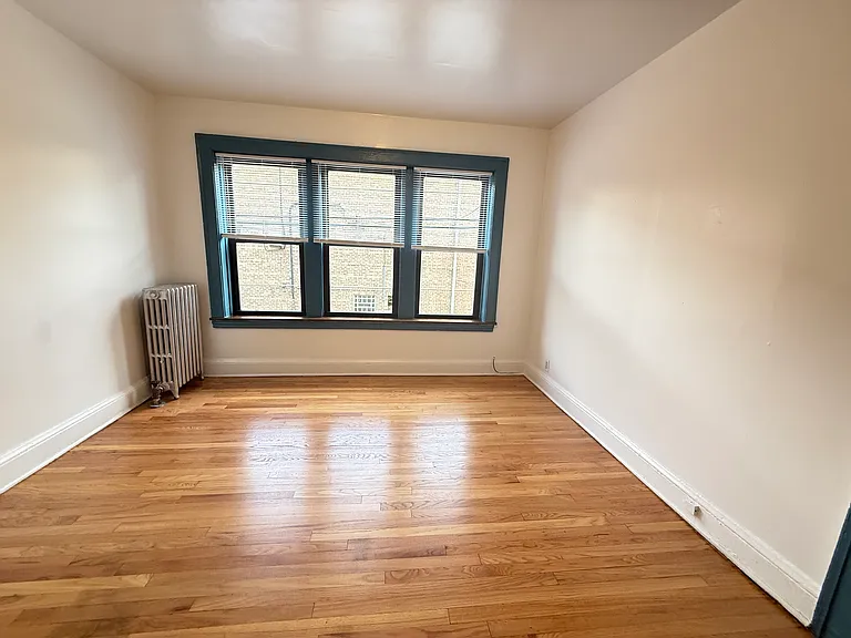 5542 N Artesian Ave #1B — Photo 14