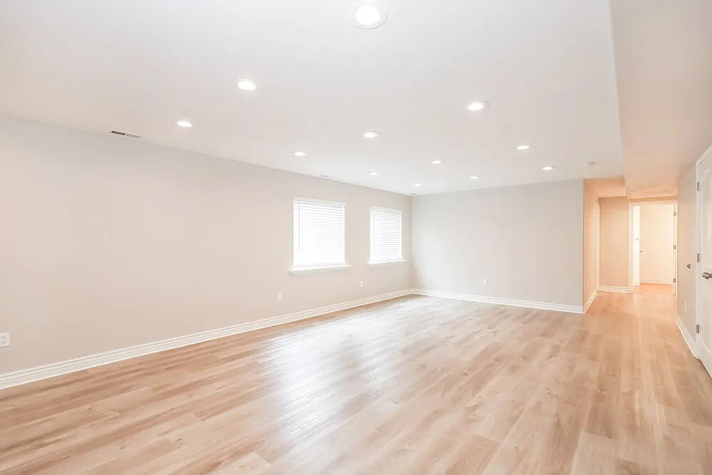 5 bed, 3.0 bath, 3206 sqft, $3,100 — Photo 4