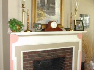 216 E 11th St, Rochester, IN 46975