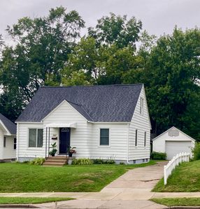 1147 Diamond Ave NE, Grand Rapids, MI, 49503