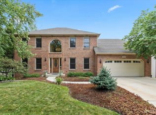 5108 Thatcher Dr, Naperville, IL 60564