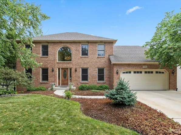 5108 Thatcher Dr, Naperville, IL 60564