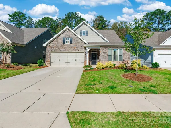 571 Rustlewood Way, Rock Hill, SC 29732