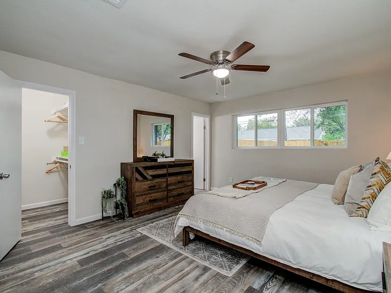 9406 Autauga St — Photo 23