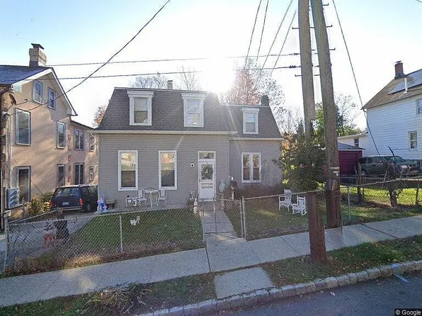 44 Prospect St, Dover, NJ 07801