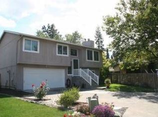 4556 SW 164th Pl, Beaverton, OR 97078