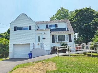 28 Roberts Rd #160, Somerset, NJ 08873