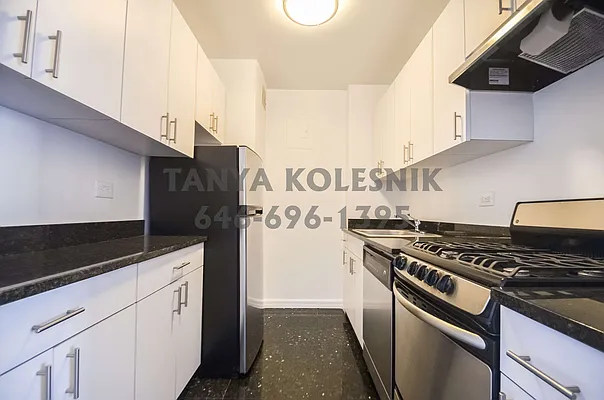 Rented by Compass | media 4