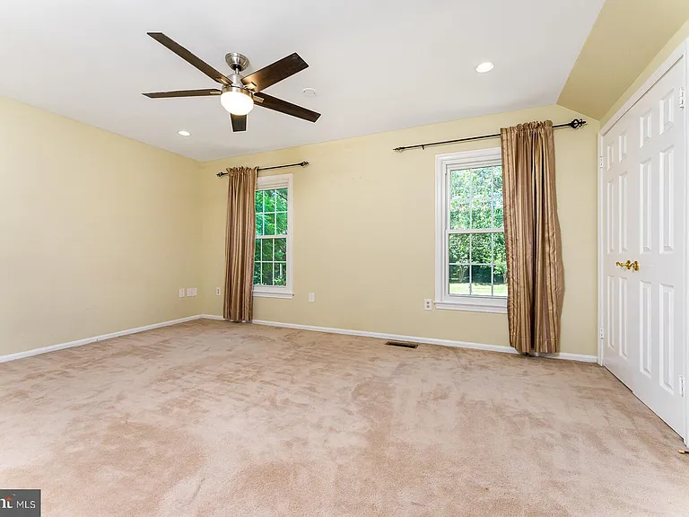 8415 Hollis Ln — Photo 30