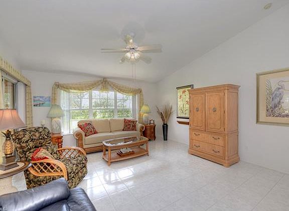 4th image of 2240 Rio Nuevo Dr